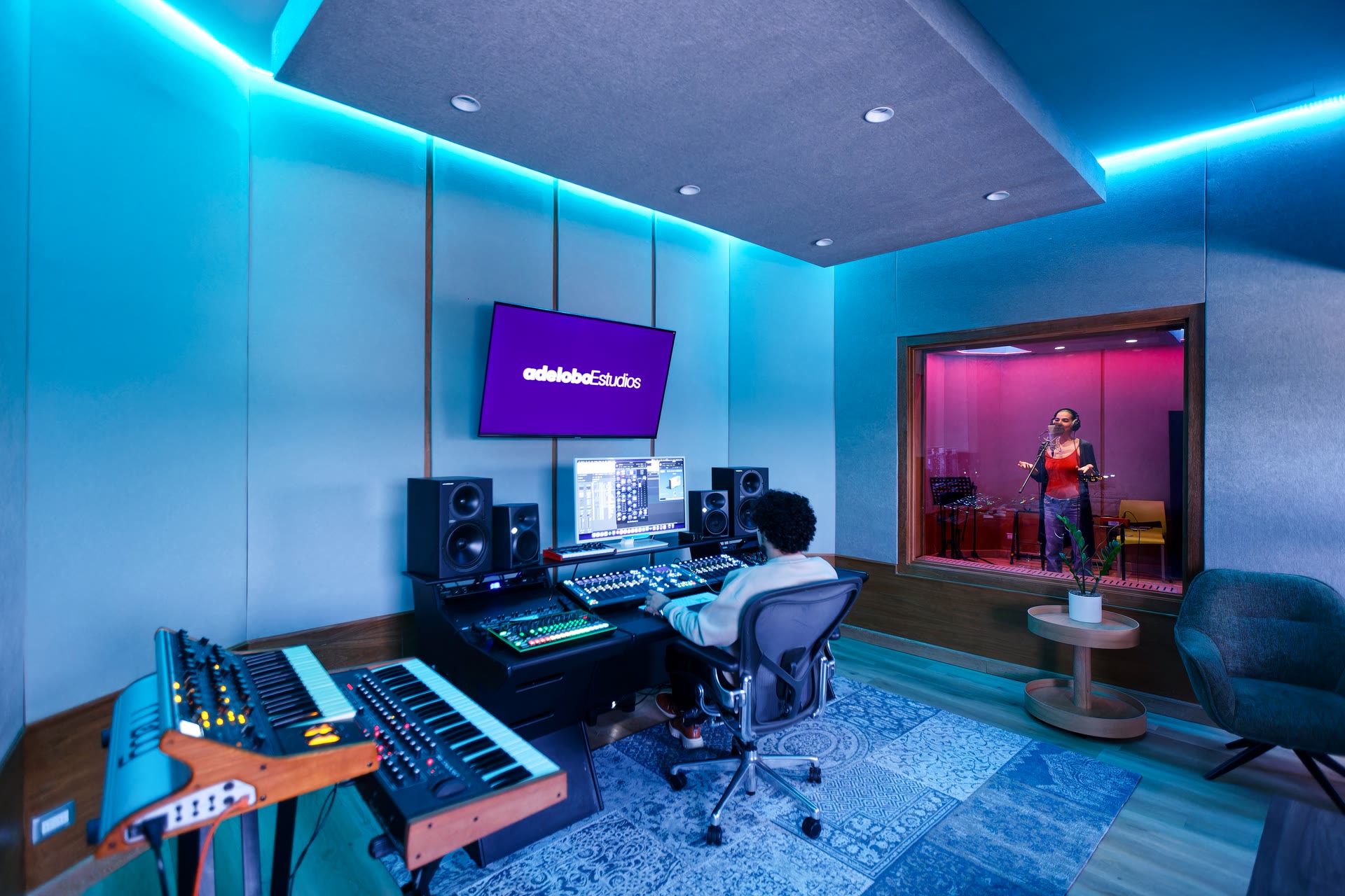 Estudio Adelobo