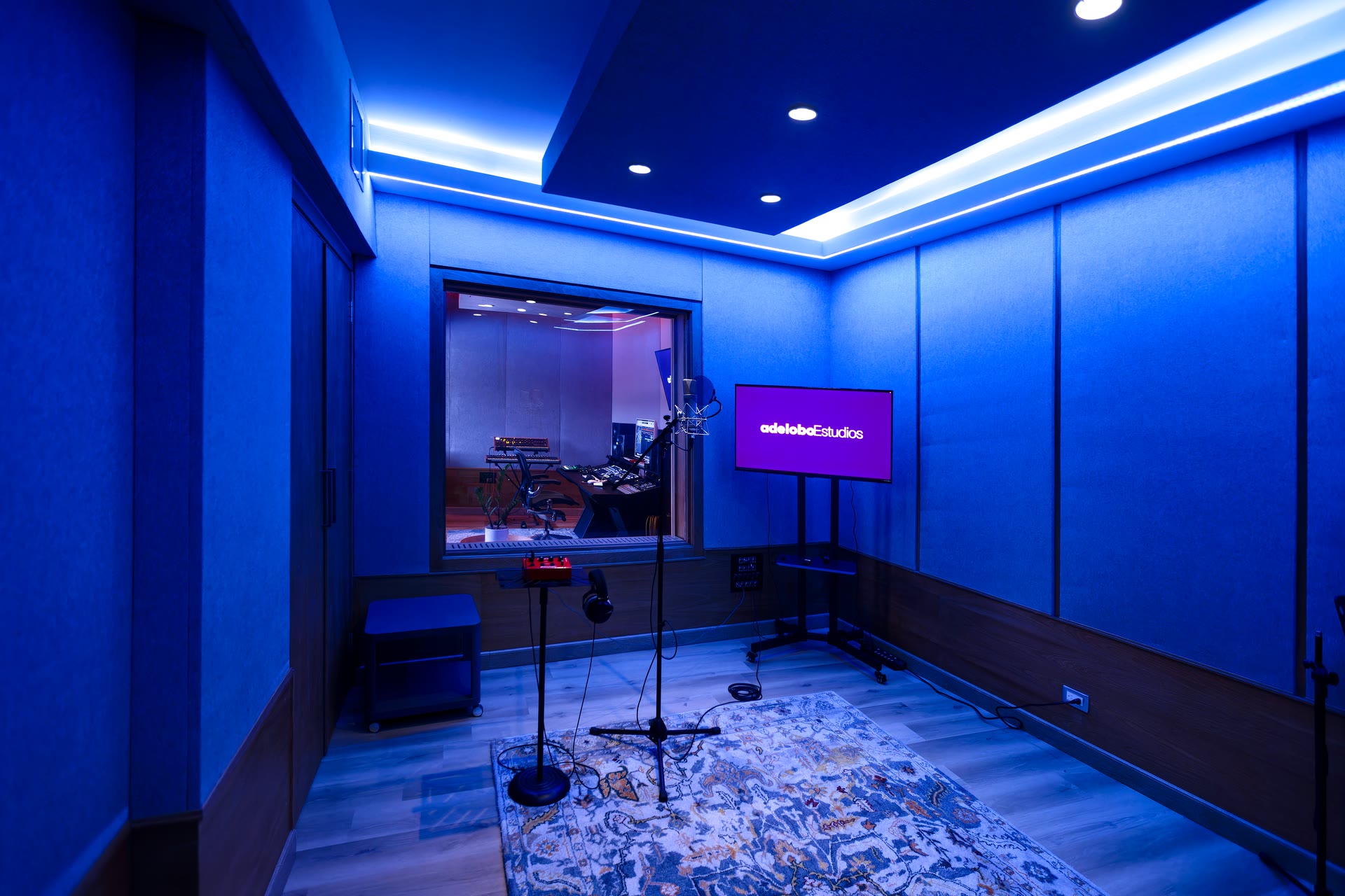 Estudio Adelobo